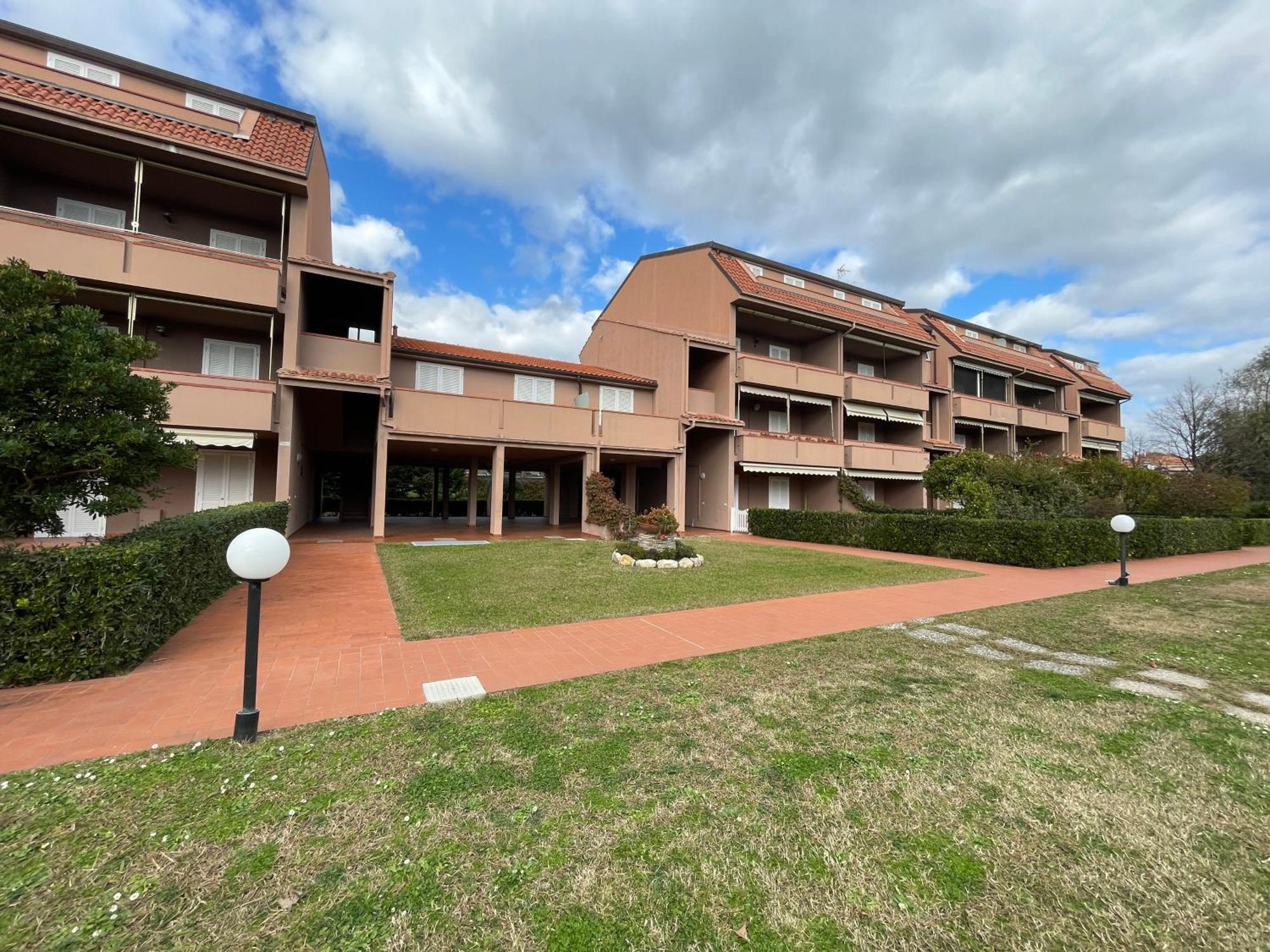 Apartmán Il Gabbiano Bilocale Con Piscina, Garage E A/C. Loano Exteriér fotografie