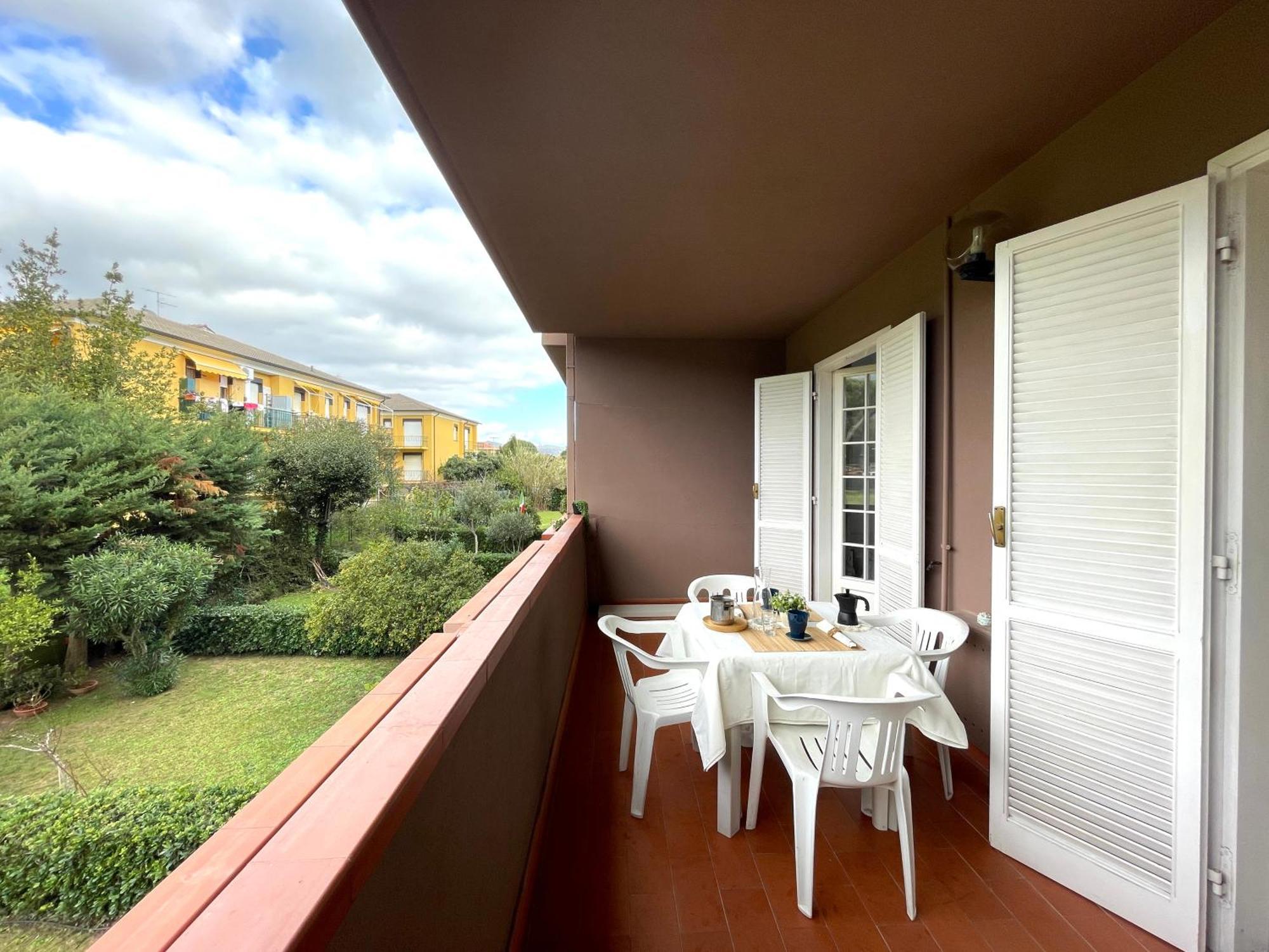 Apartmán Il Gabbiano Bilocale Con Piscina, Garage E A/C. Loano Exteriér fotografie